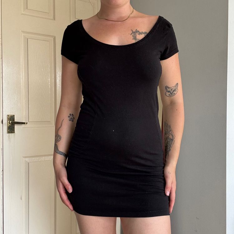 Black Short Sleeve Bodycon Dress