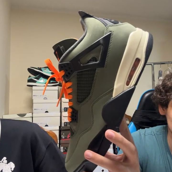 Jordan jordan 4 undefeated 46 pari nuovo product image