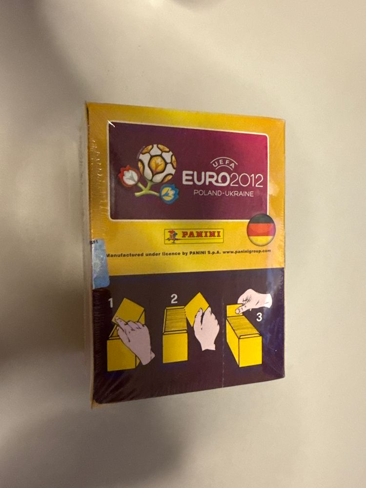 Panini Uefa Euro 2012 Sticker Pack image 1
