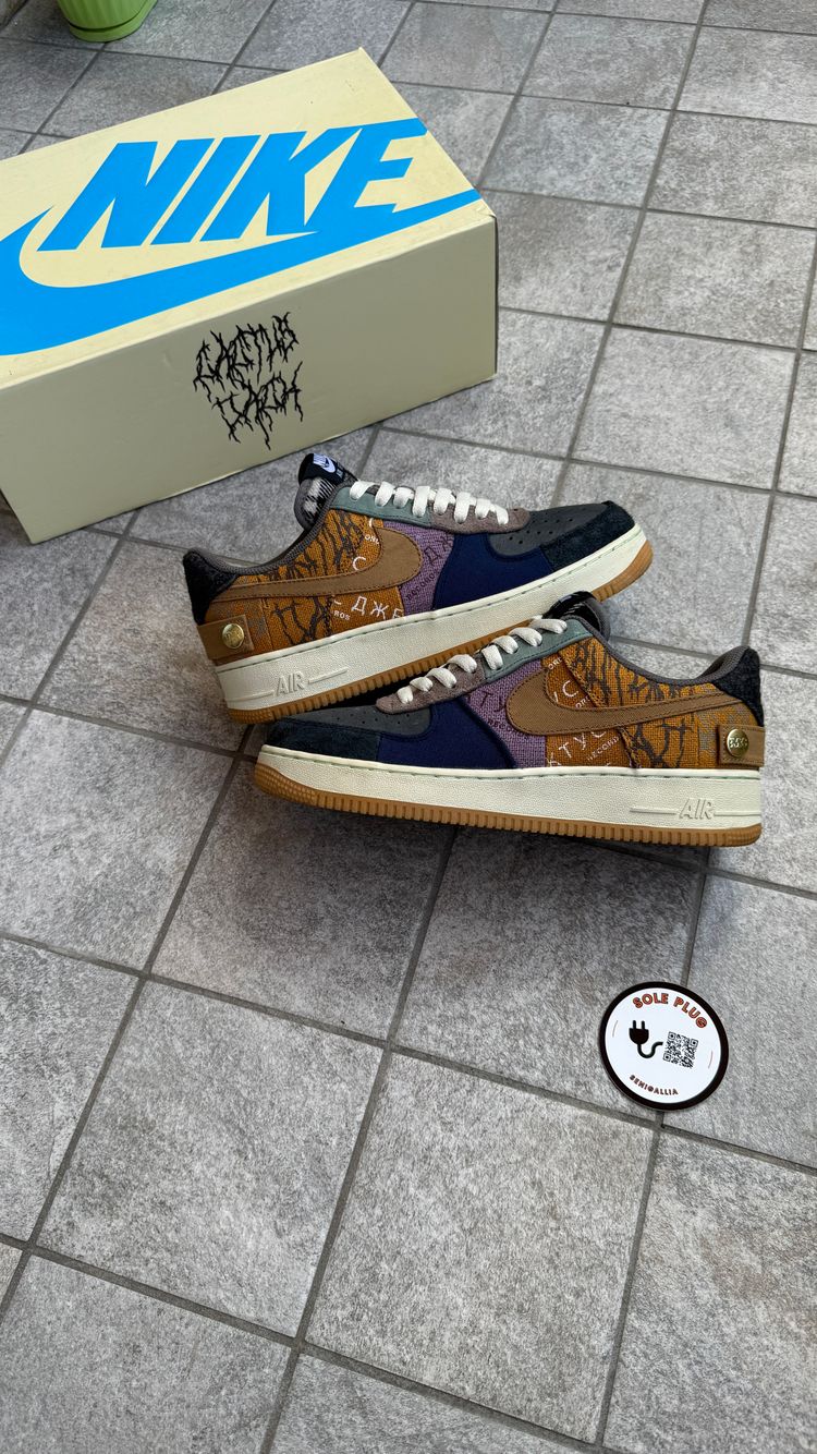 Air Force 1 x Travis Scott Cactus Jack size 42,5