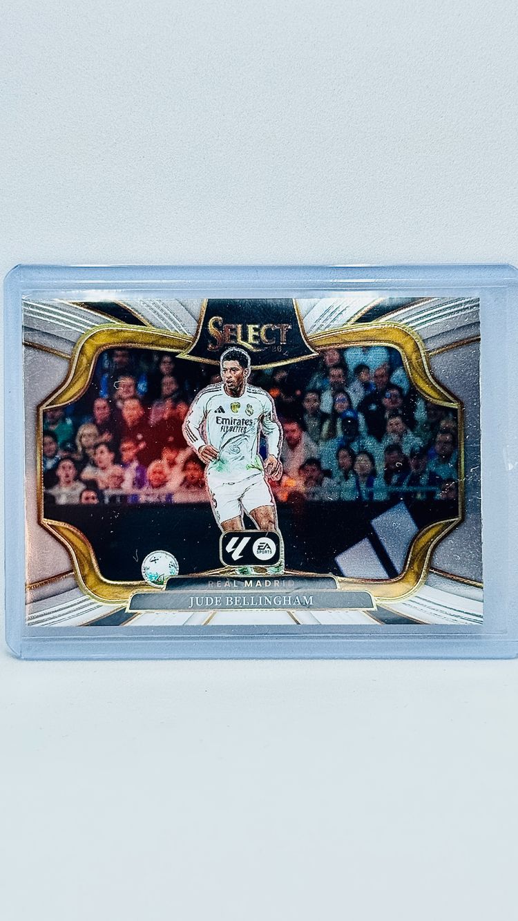 Jude Bellingham - Real Madrid - Field Level - Panini Select LaLiga 2025-26 imagen 1
