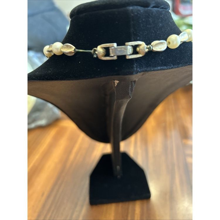 Pearl And Gold Bead Necklace imagen 1