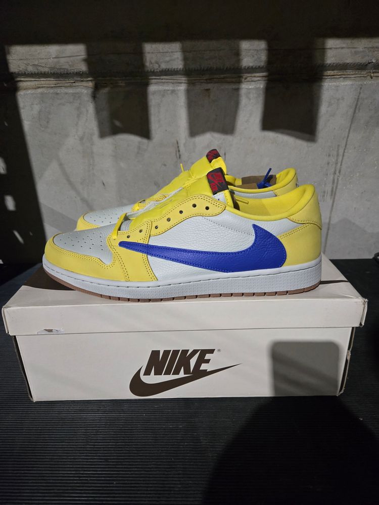 Z658  Jordan 1 Retro Low OG SP Travis Scott Canary New In Box