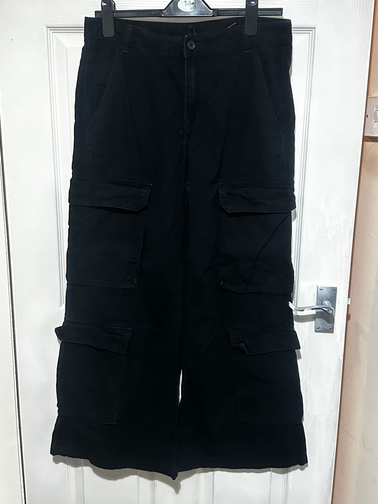 Black Cargo Pants