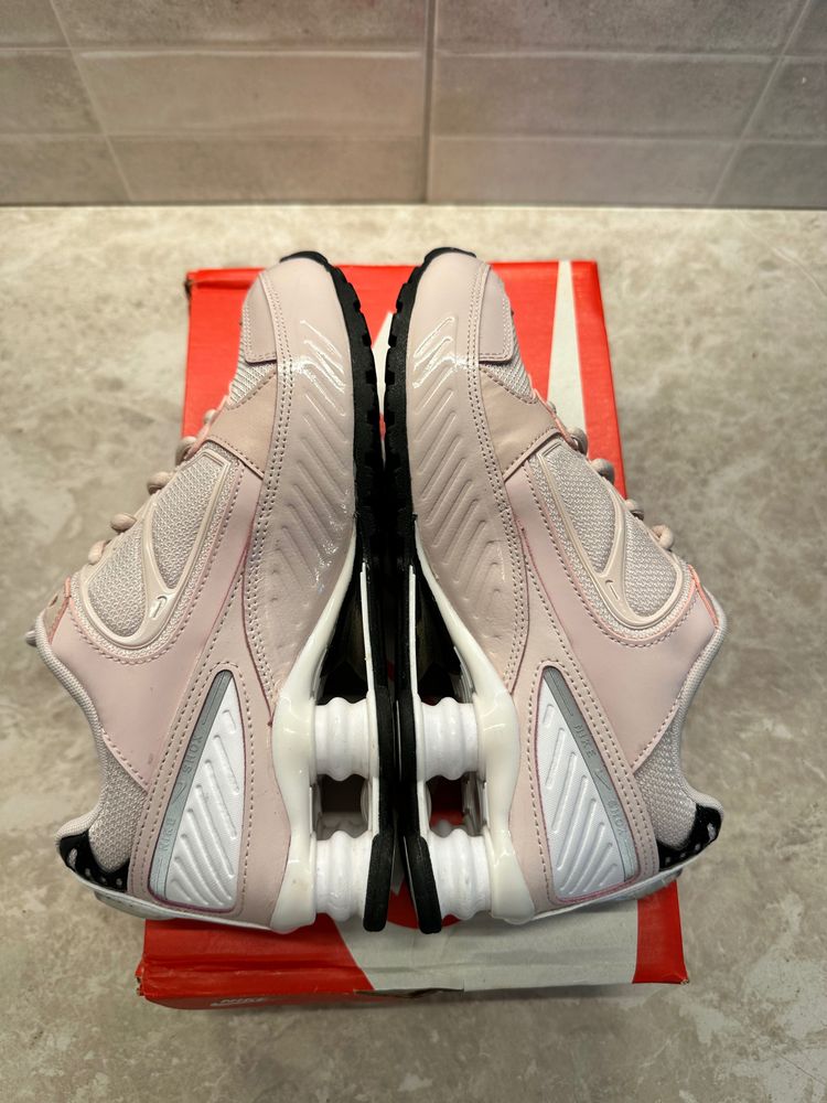Nike Shox Sneakers 3