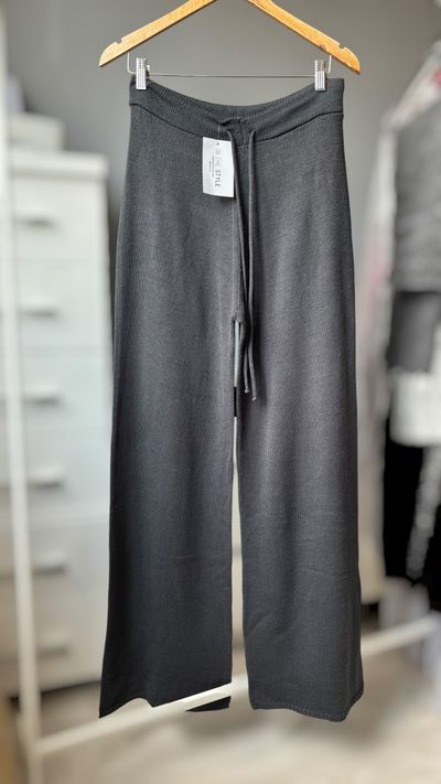 Black Knit Pants IN THE STYLE M