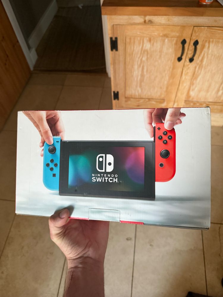 Free switch, buyers only