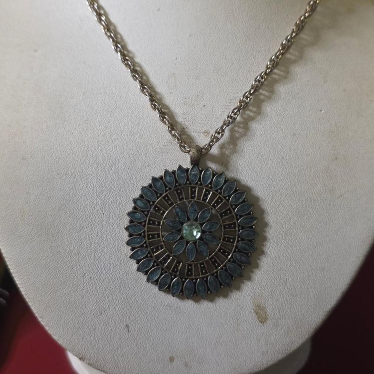 Silver-Tone Pendant Necklace With Blue And Green Stones image 1