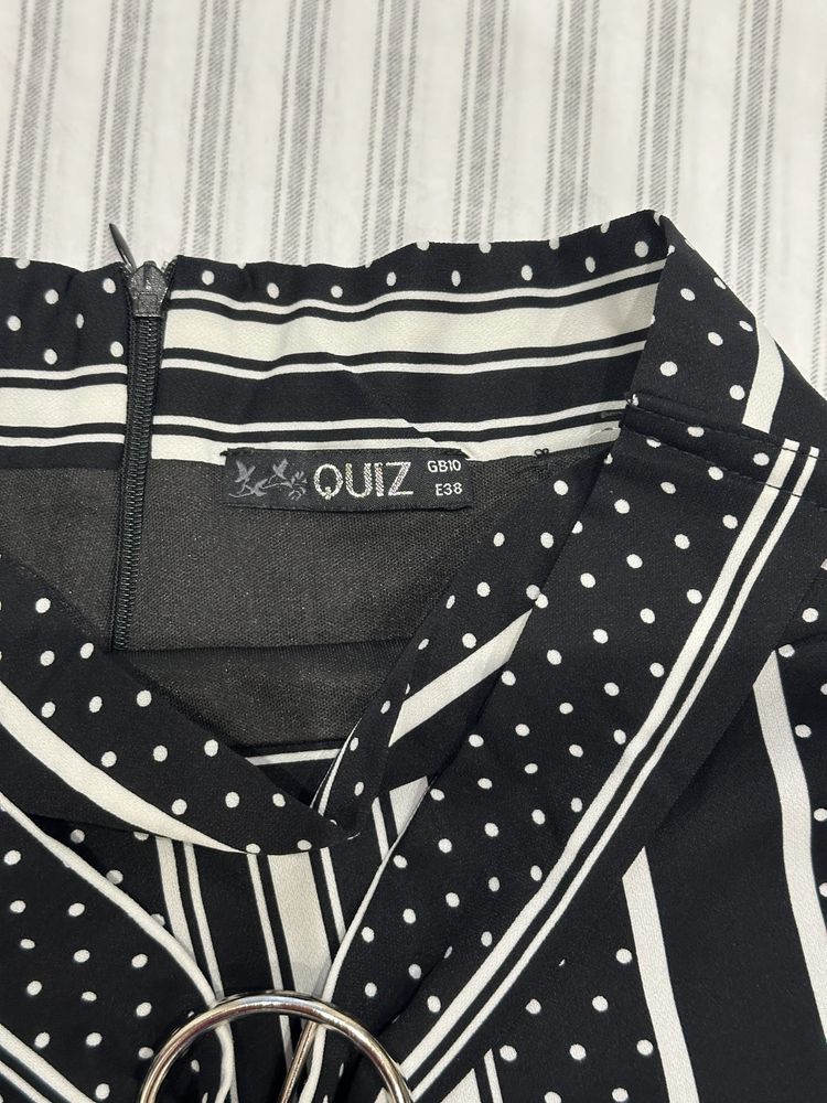 Quiz Women'S Black And White Striped Shorts 2