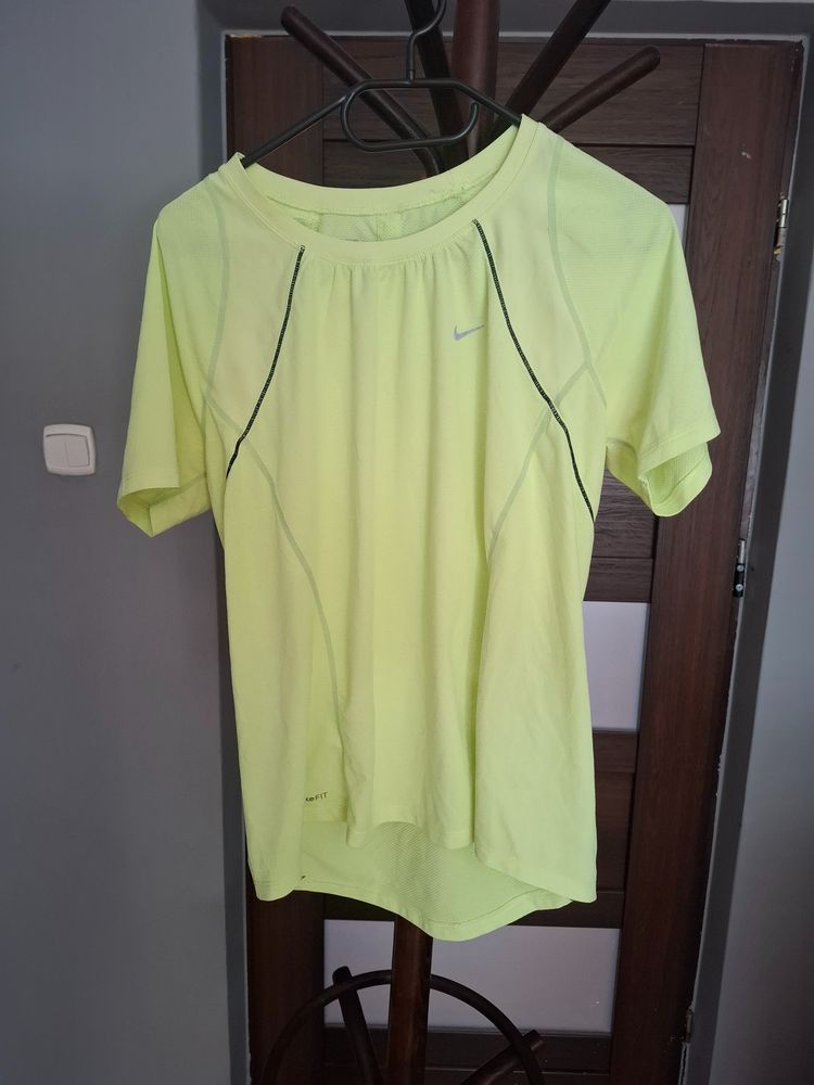 Nike Yellow Short Sleeve Sports Shirt