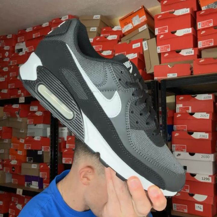 Nike Nike Air Max 90 - UK8 - Brand New product image
