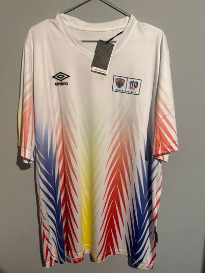 Hearts of Oak 2XL BNwT (scuff on collar)