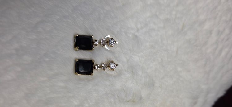 Immagine di Black And Clear Stone Drop Earrings 1