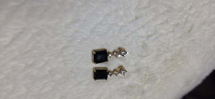Immagine di Black And Clear Stone Drop Earrings 4