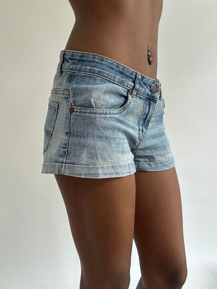 BEST PICKS | small/medium blue denim mini shorts imagen 4