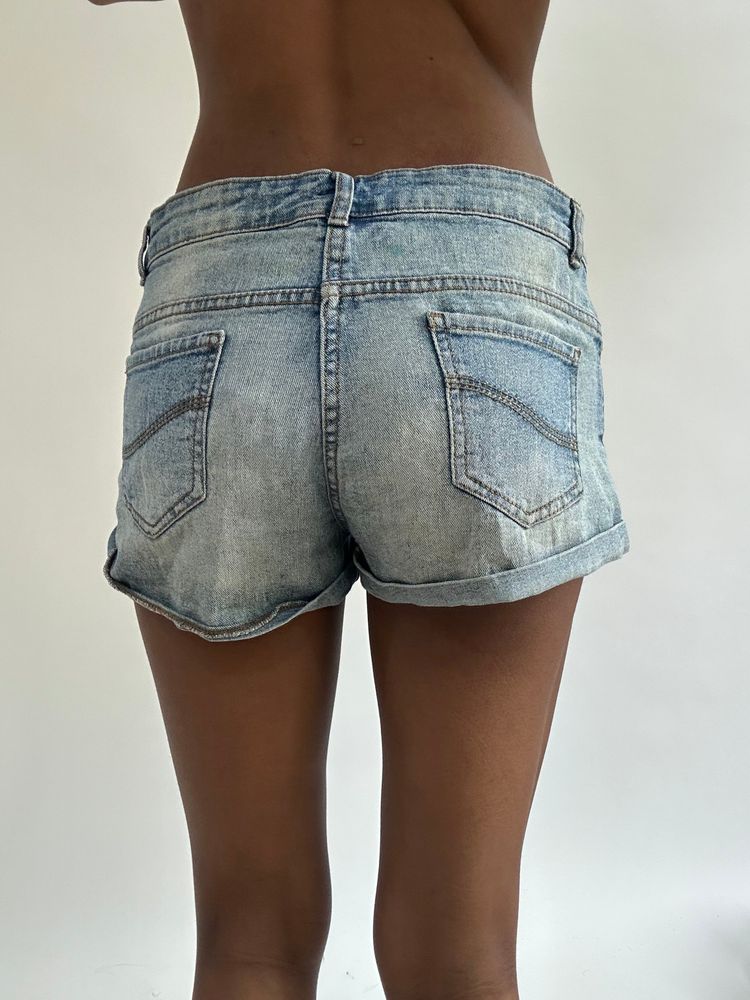 BEST PICKS | small/medium blue denim mini shorts imagen 2
