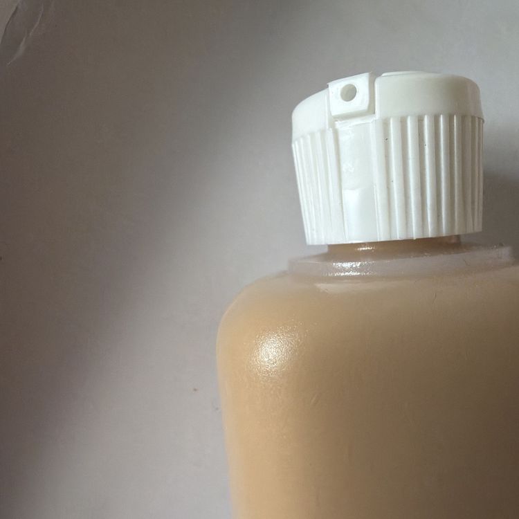 Immagine di Estée Lauder Double Wear 2W1.5 Natural Suede 200ml Original Formula BN 2