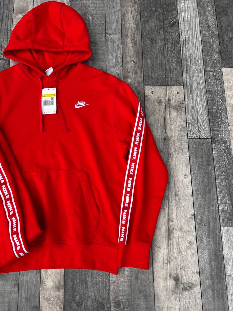 Immagine di Nike Club Tapered Fleece Full Hooded Tracksuit - ‘University Red’ - Size Small  3