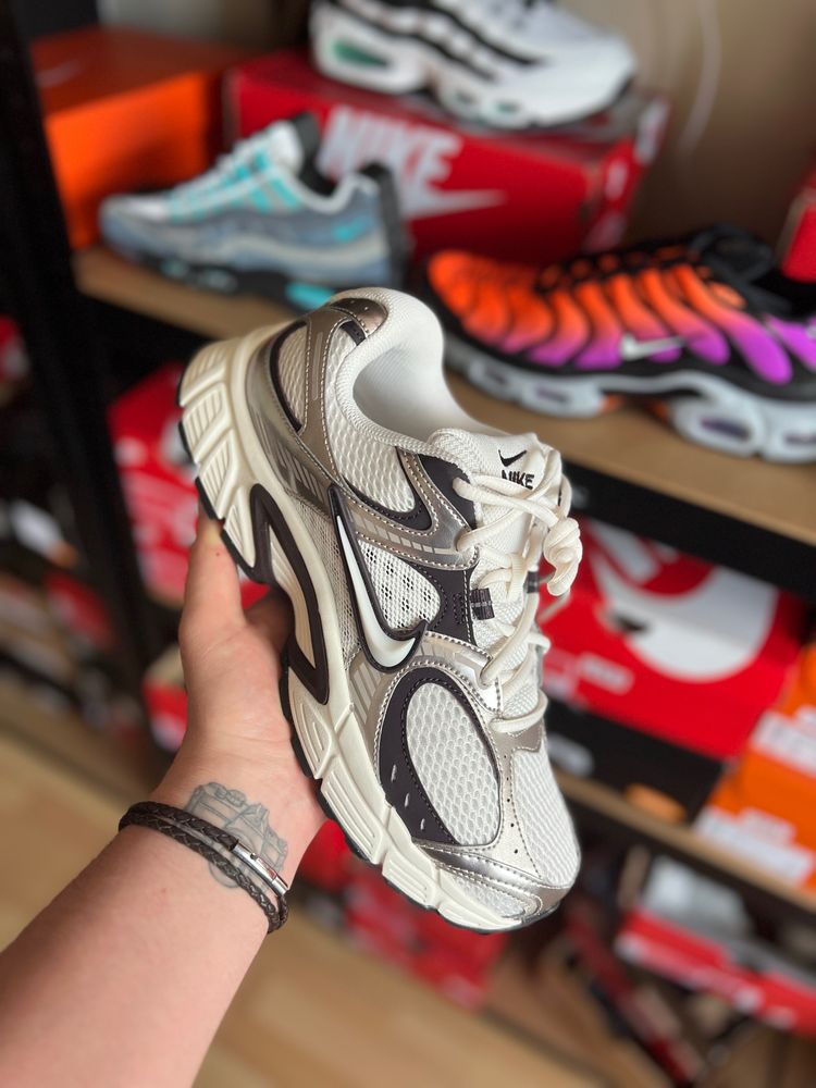 Nike V5 Runner ‘Phantom’ UK 7.5