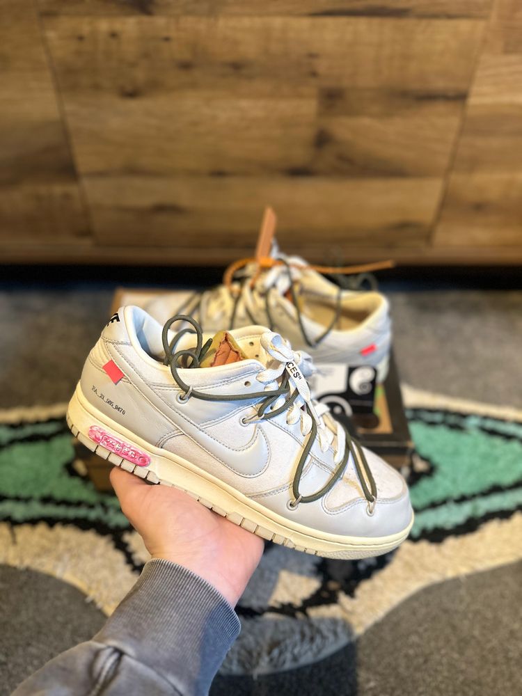 Nike Dunk Off-White “Lot 22” U.K. 8.5