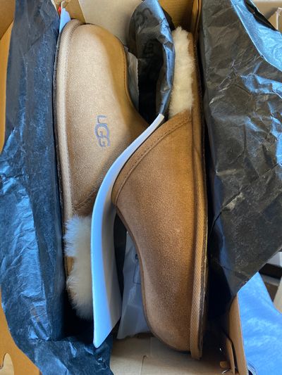 #10 Ugg Slippers uk8