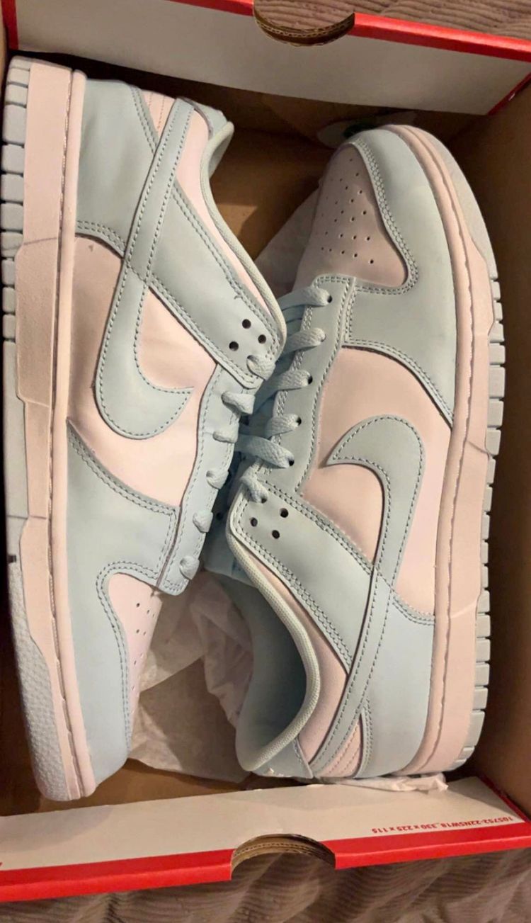 Nike Low-Top Sneakers Size 10.5