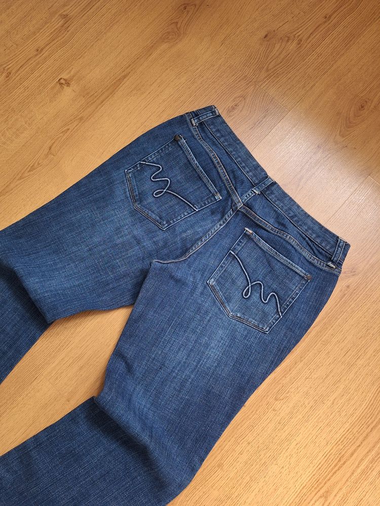 Bootcut Jeans 2