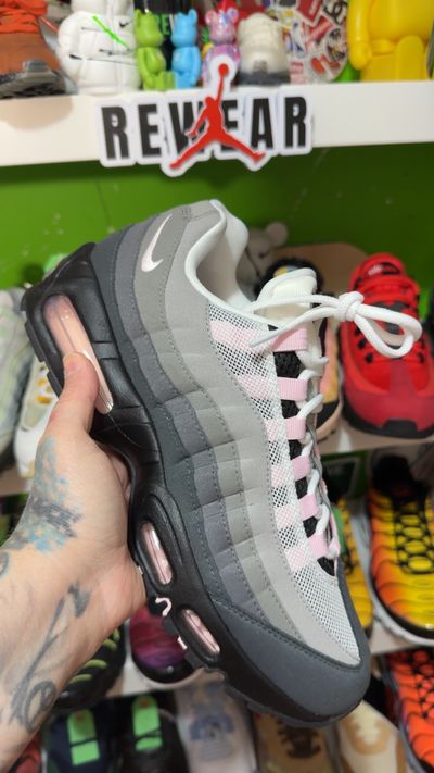 Nike Air Max 95 Sneakers new 8 U.K.