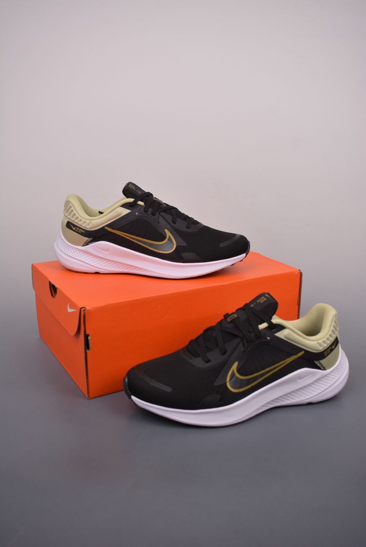 Nike Nike Quest 3 Running Shoes product image