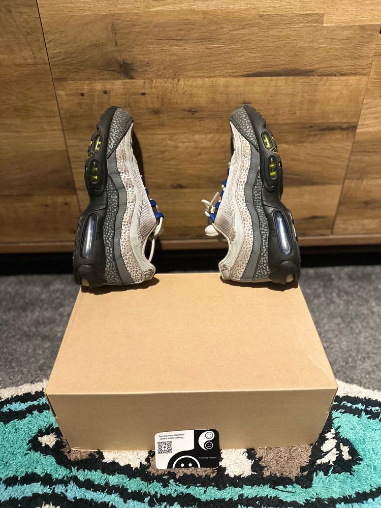 Nike Air max 95 “Kiss My Airs Neon” U.K. 7.5 imagen 6