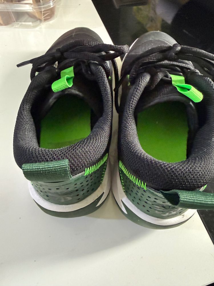 Nike Black And Green Sneakers 3