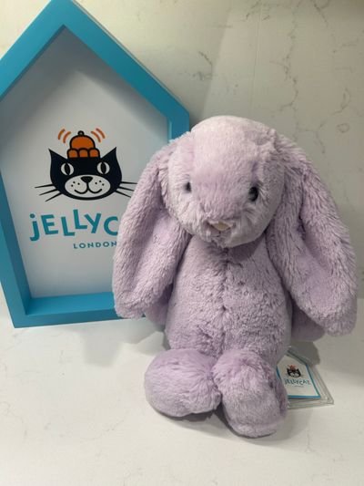 Jellycat medium Bashful Lilac Bunny BNWT retired