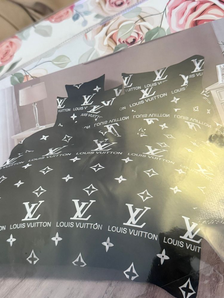 Other  Black Bedding Set product image