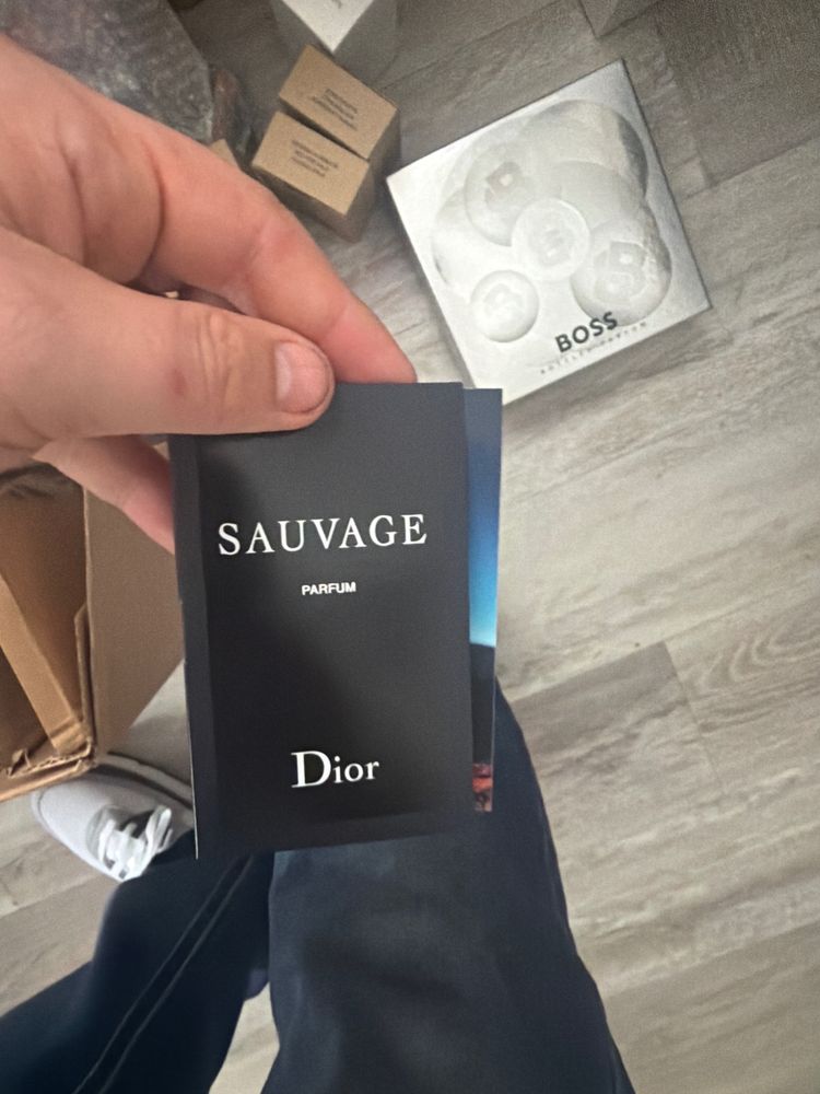 Dior Sauvage Parfum Sample image 1