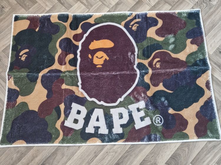BAPE Large Bape Camo Rug 90x60 product image