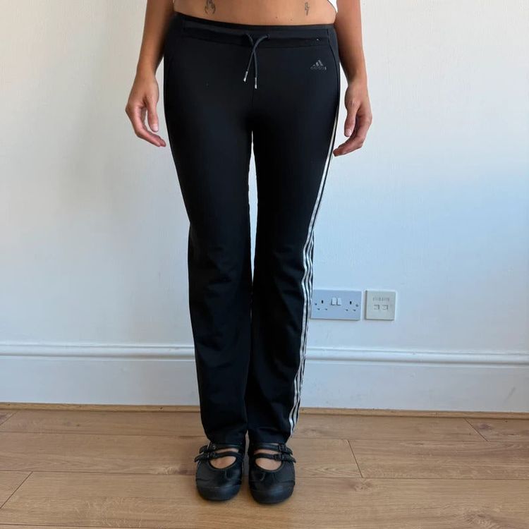 Black Adidas 3 stripe wide leg yoga pants - Size XXS/XS image 6