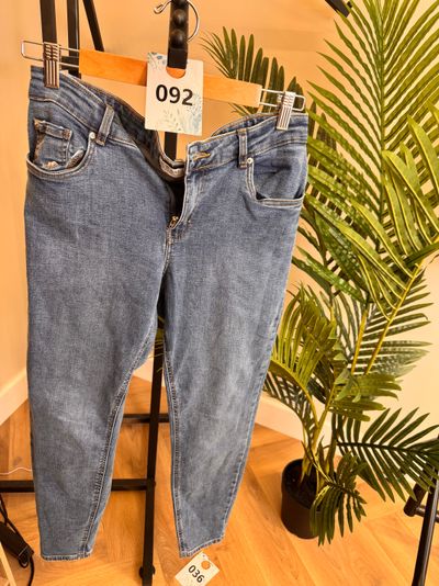 92 blue denim jeans