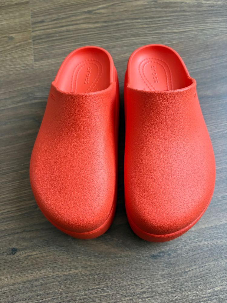 Crocs Dylan Platform Clogs 3