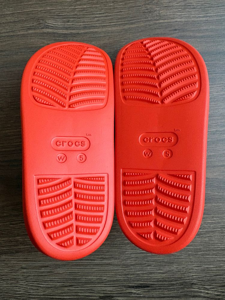 Crocs Dylan Platform Clogs 5