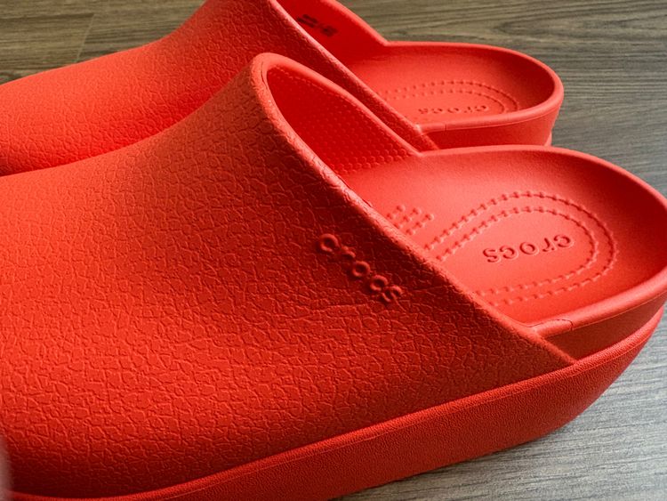 Crocs Dylan Platform Clogs