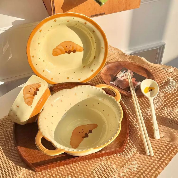 Ceramic Dinnerware Set With Croissant Design image 2