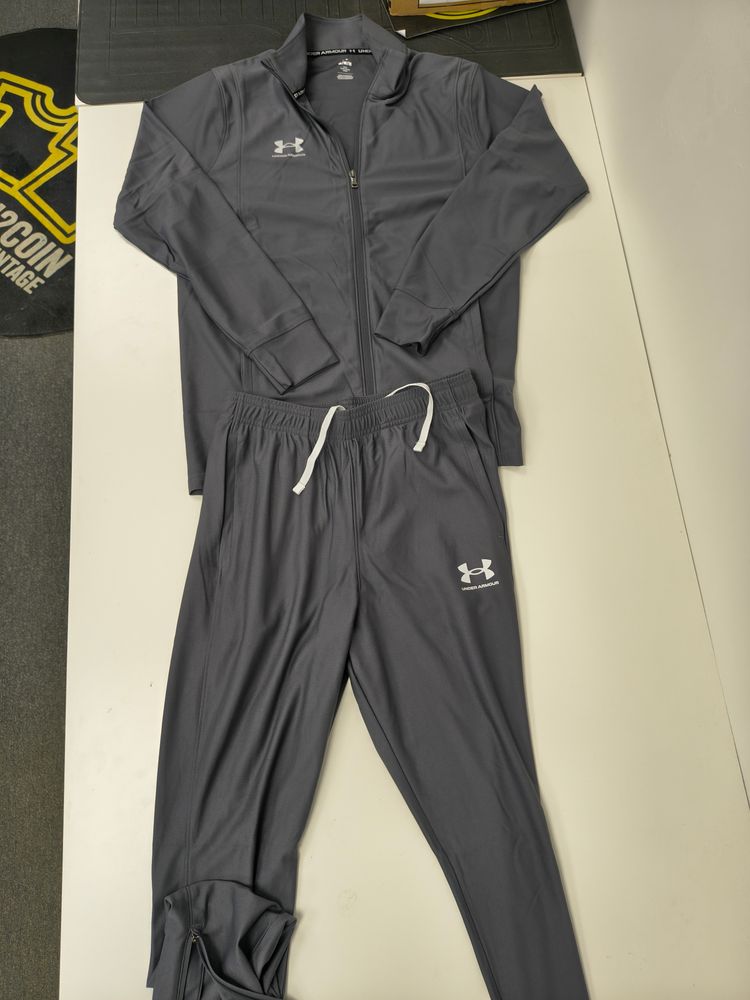 Under Armour Grey sports Tracksuit brand new  image 3