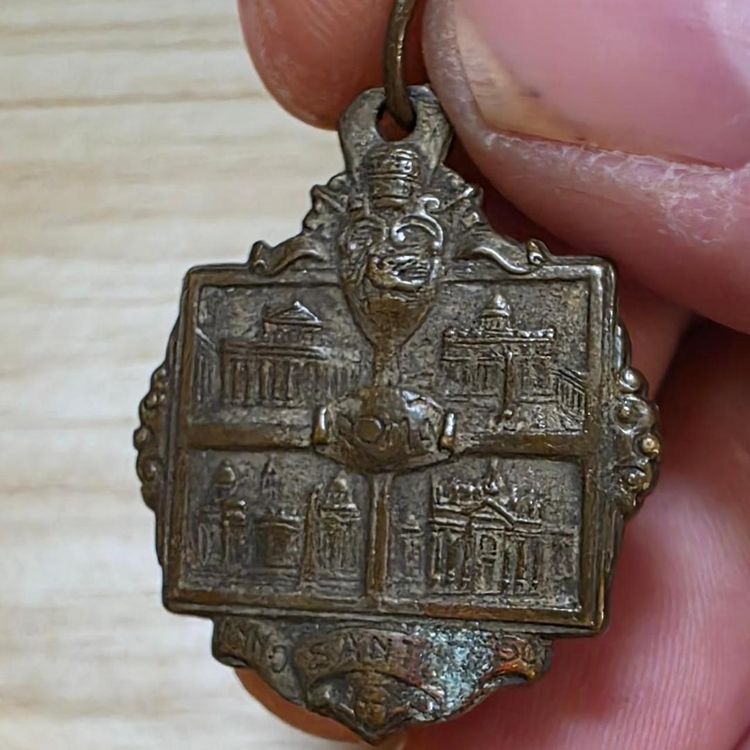Religious Pendant Medal absolutely gorgeous  image 6