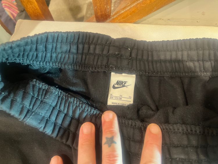 Junior XL Nike Black Sweatpants 2