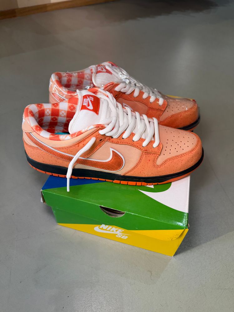 Nike Sneakers