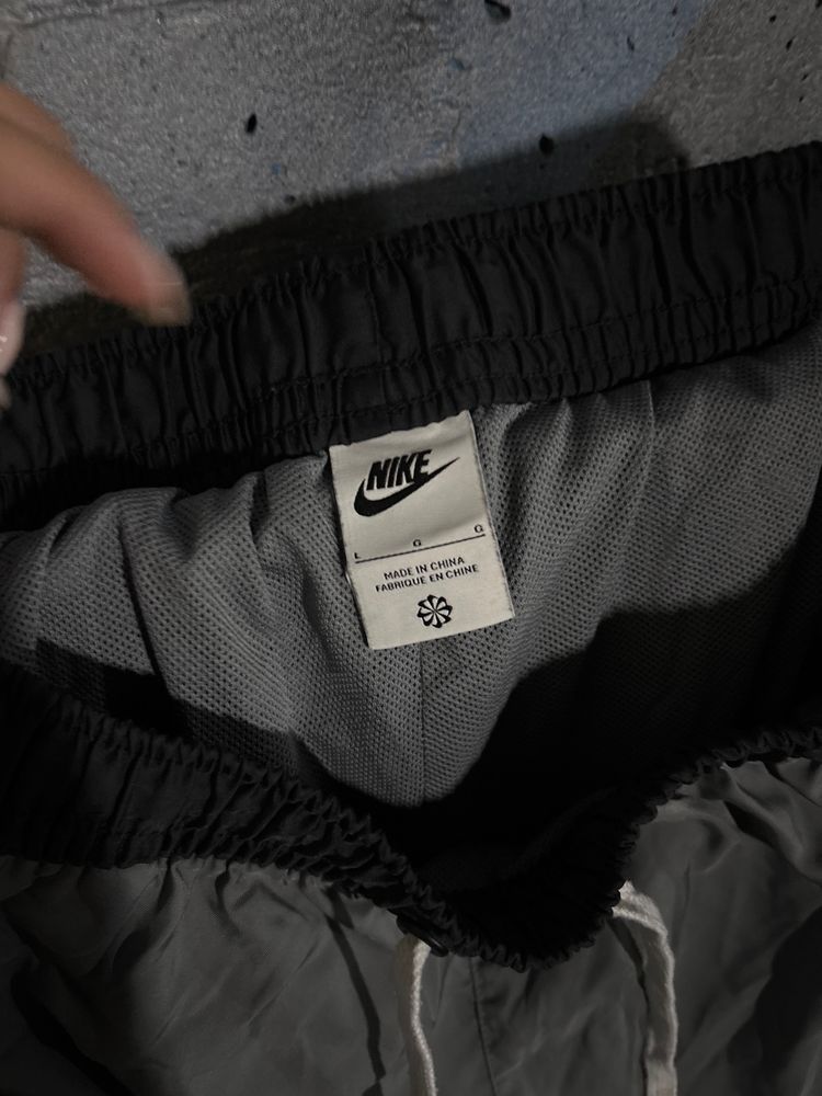 Nike Men'S Shorts 2