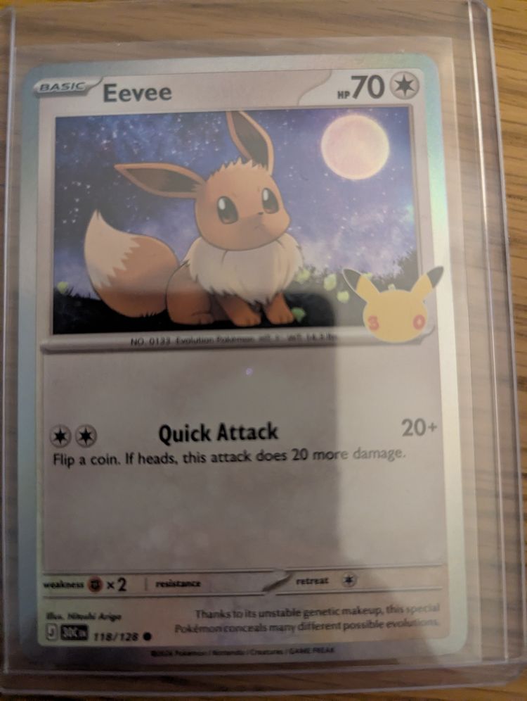 Eevee Pokémon Trading Card image 1