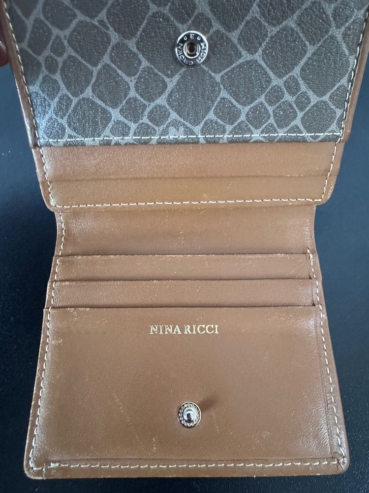 brown patterned wallet 3