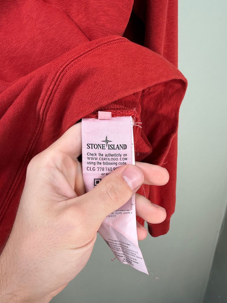 Immagine di Stone Island Red Jumper 4