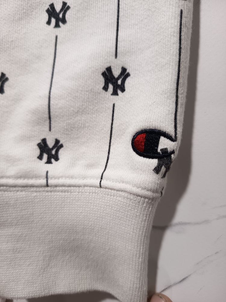 Champion X Mlb New York Yankees Sweatshirt image 6